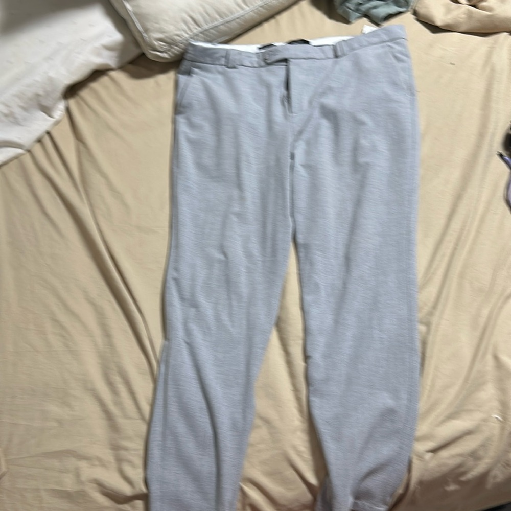 2Y Men’s Fitted Dress Slacks